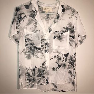 Cloth and stone / Anthropologie floral flowy top